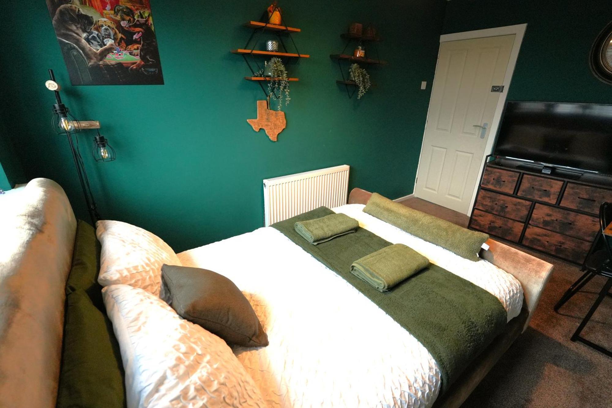 Detached Homestay - Super, King & Double Rooms - Leyland, Preston, Chorley, Lancashire Luaran gambar