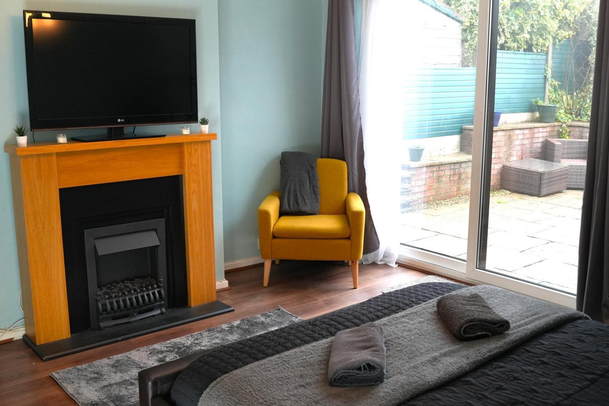 Detached Homestay - Super, King & Double Rooms - Leyland, Preston, Chorley, Lancashire Luaran gambar